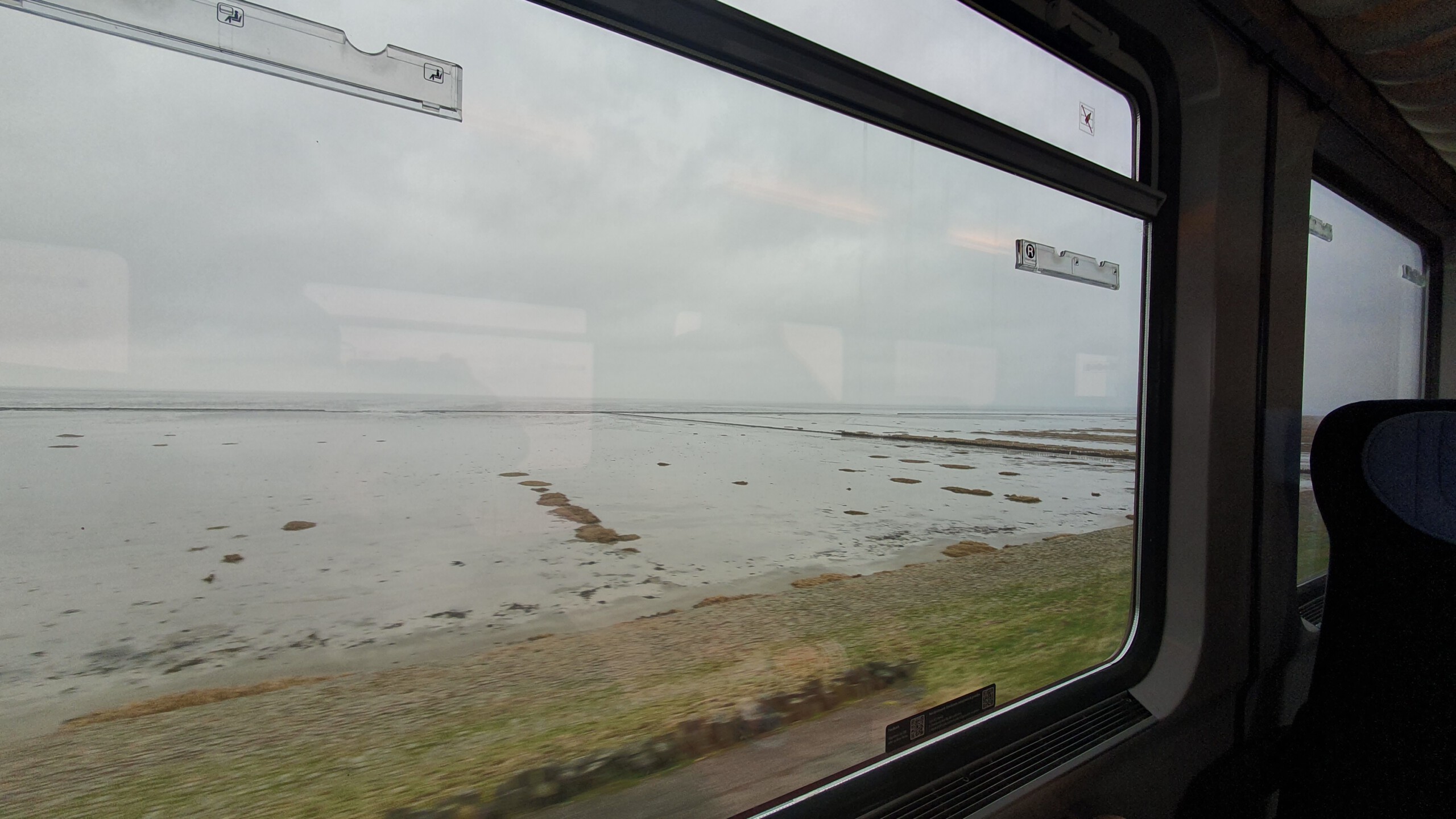 Auf der Marschbahn - zwischen Meer und Land